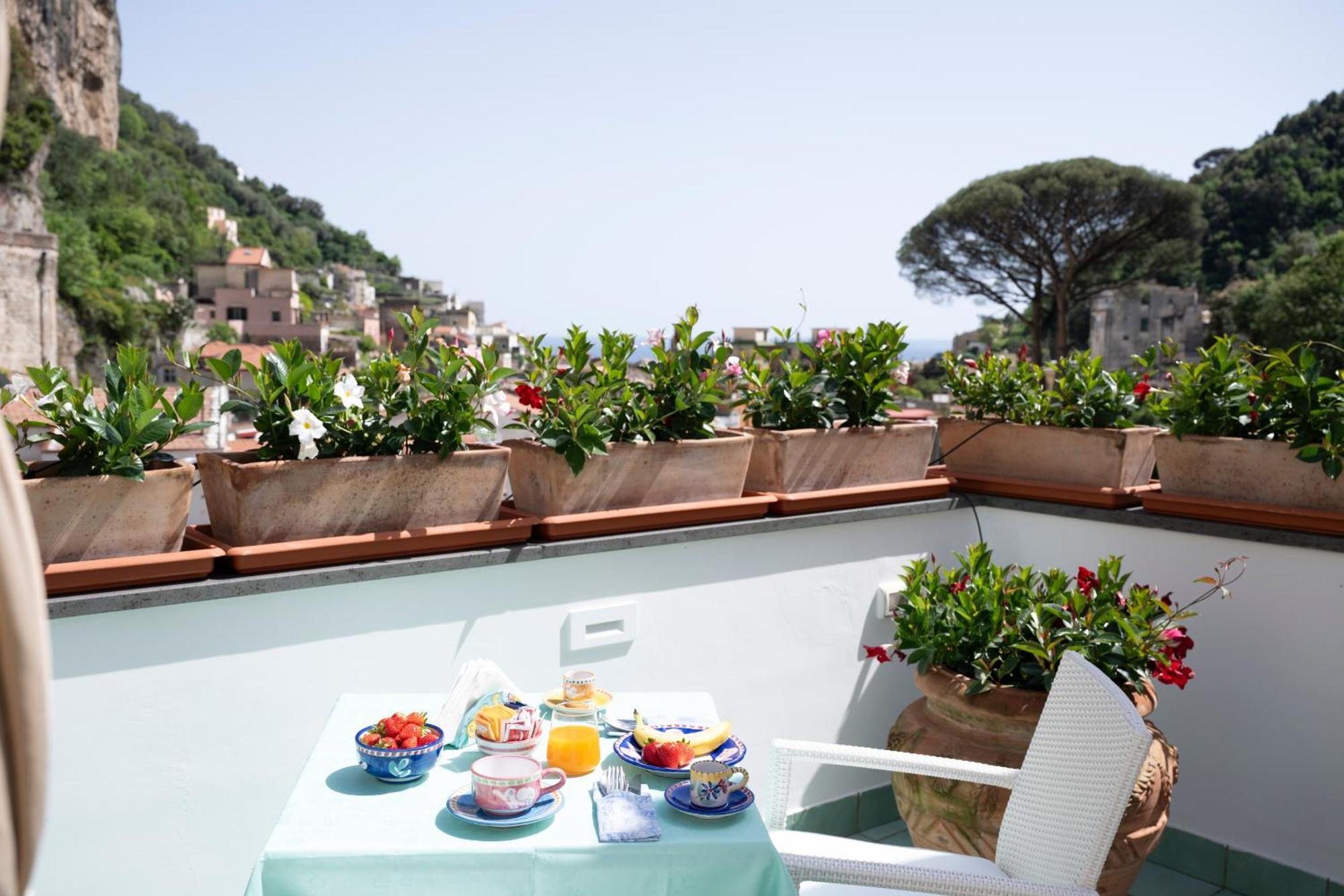 Valle D'Amalfi Suites Ngoại thất bức ảnh