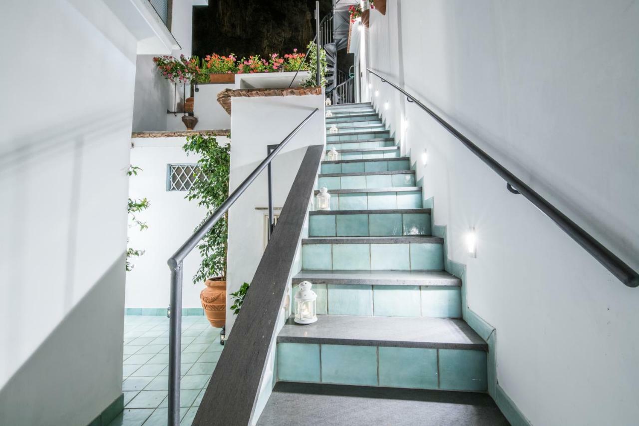 Valle D'Amalfi Suites Ngoại thất bức ảnh